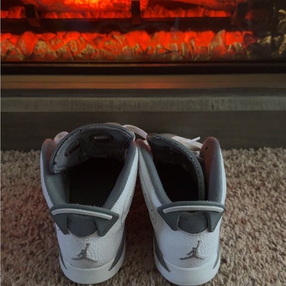 Retro 6 - Picture 2 of 4